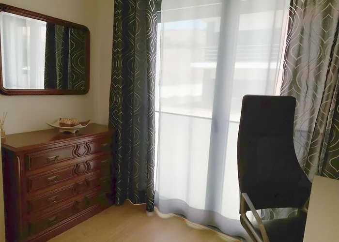 Rum i privatbostad Quartos Com Casa De Banho Privada Perto Da Malveira Asseiceira Grande